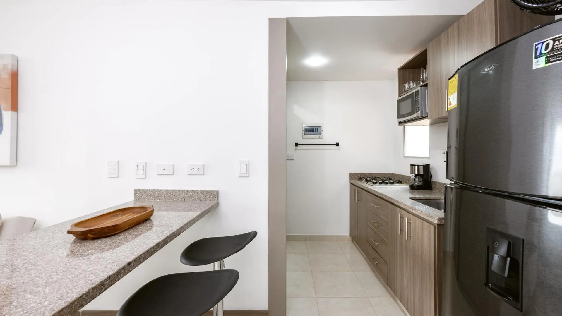 Comodos Apartamentos De 1 Habitacion Con Vista En Laureles Medellin Colombia