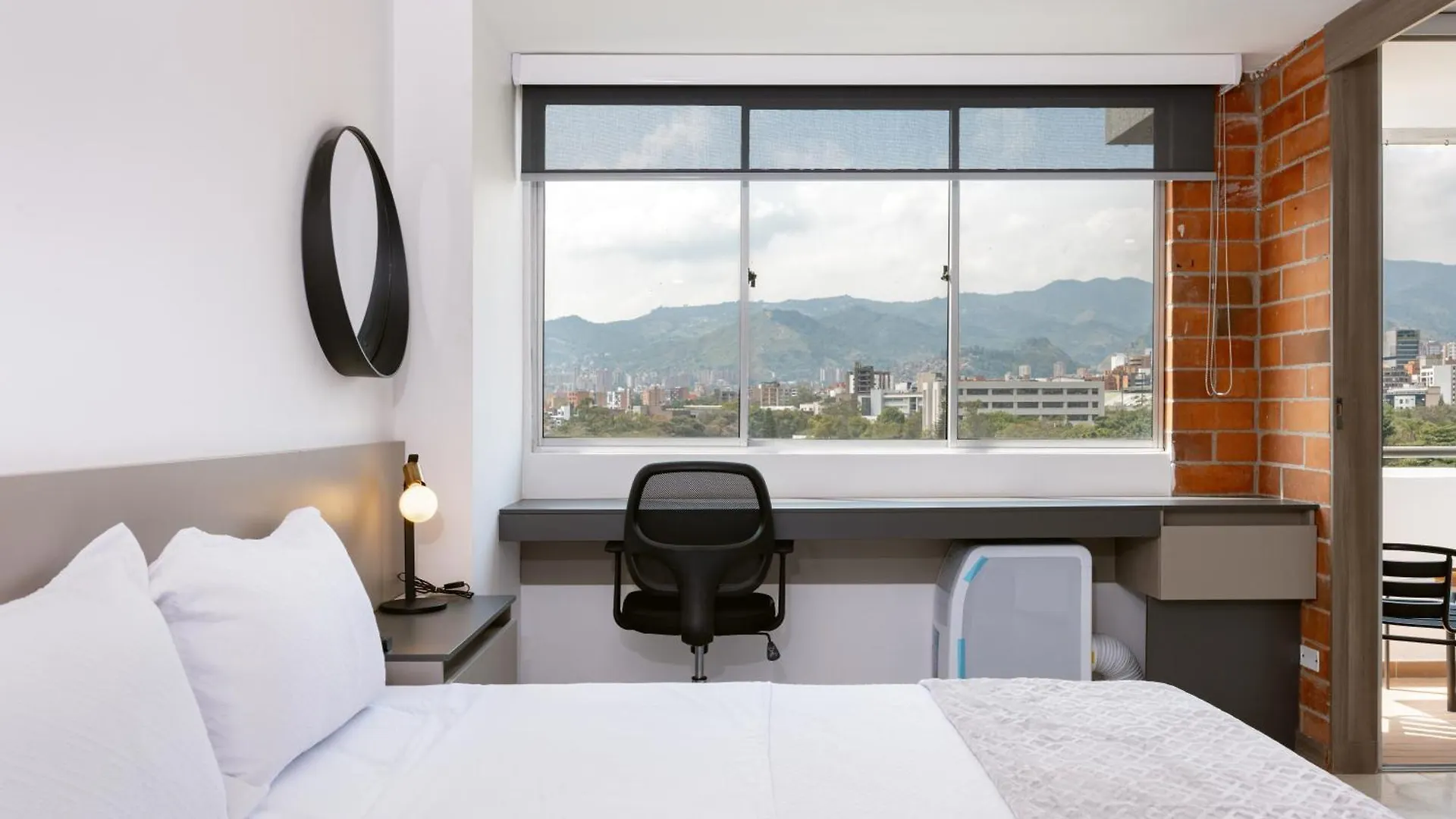 Apartment Comodos Apartamentos De 1 Habitacion Con Vista En Laureles Medellin Colombia