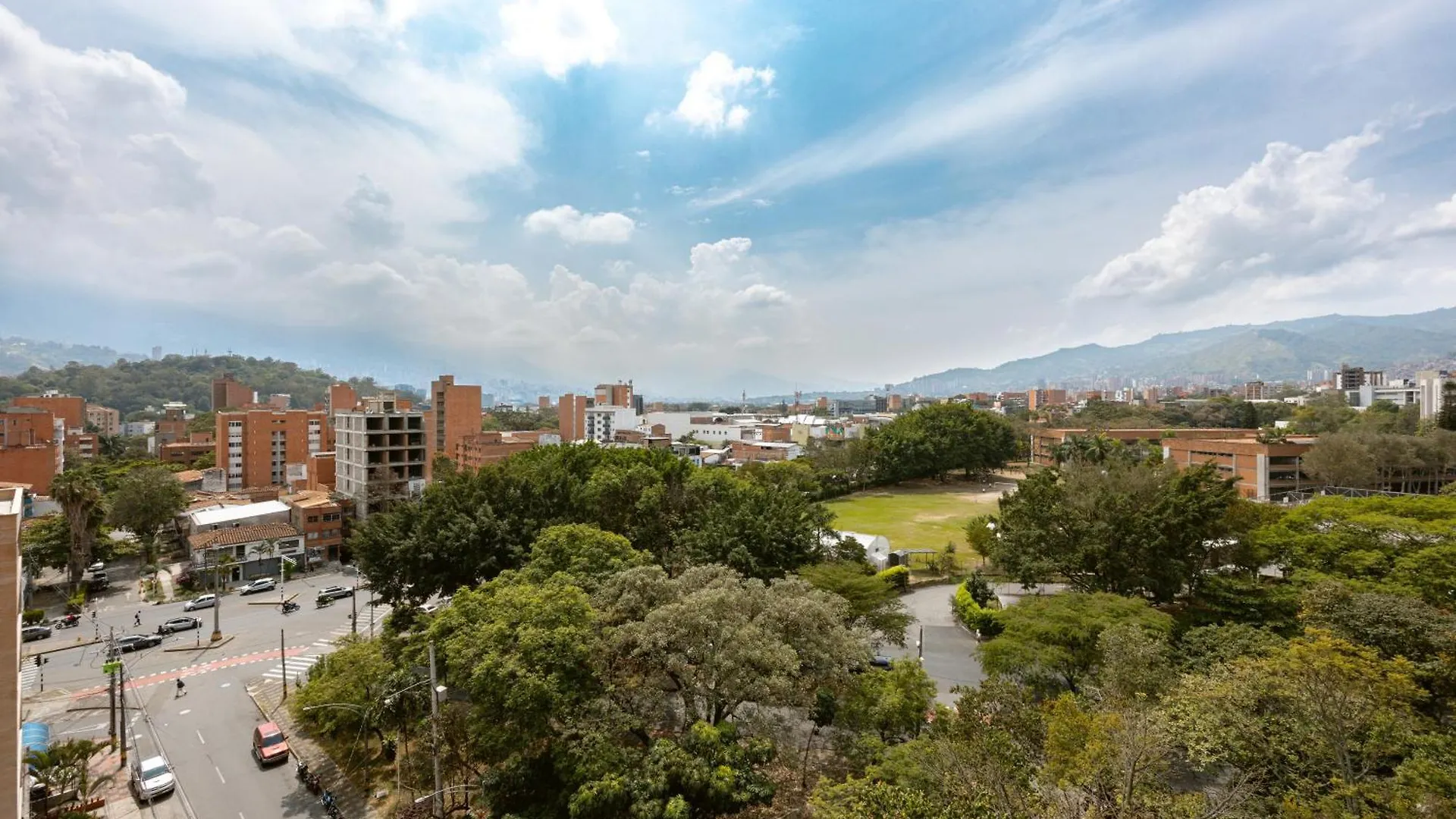 Comodos Apartamentos De 1 Habitacion Con Vista En Laureles Medellín Lägenhet
