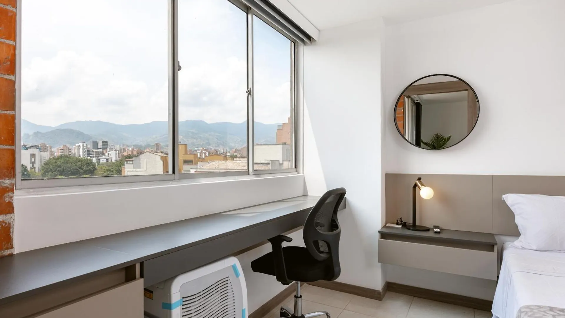 Comodos Apartamentos De 1 Habitacion Con Vista En Laureles Medellin