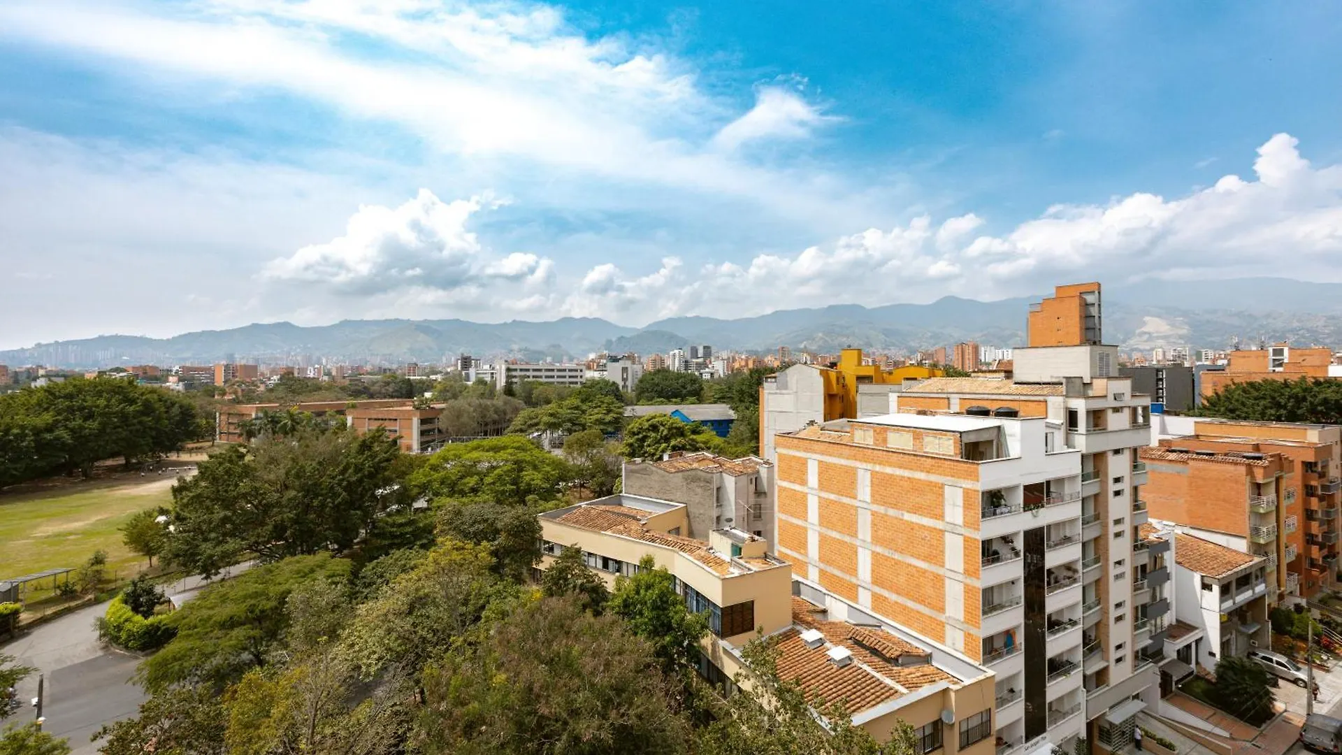 Apartment Comodos Apartamentos De 1 Habitacion Con Vista En Laureles Medellin