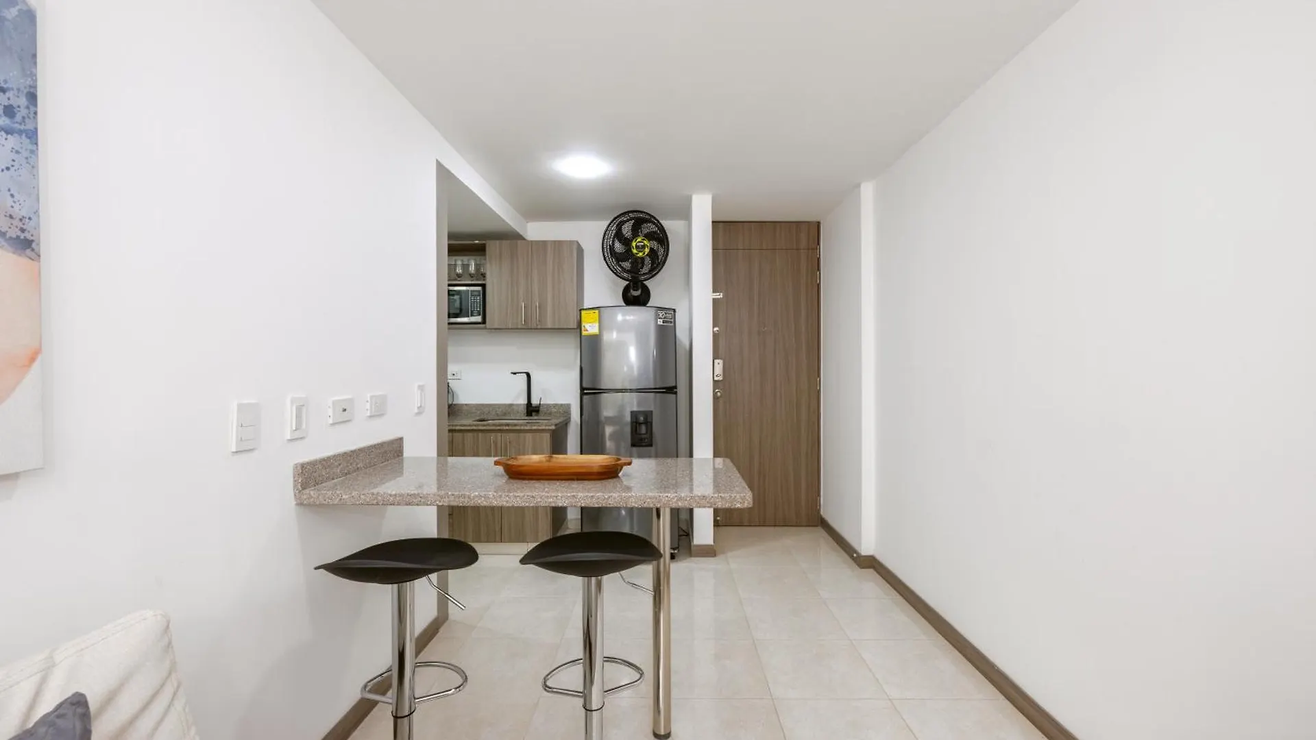 Comodos Apartamentos De 1 Habitacion Con Vista En Laureles Medellin 0*,  Colombia