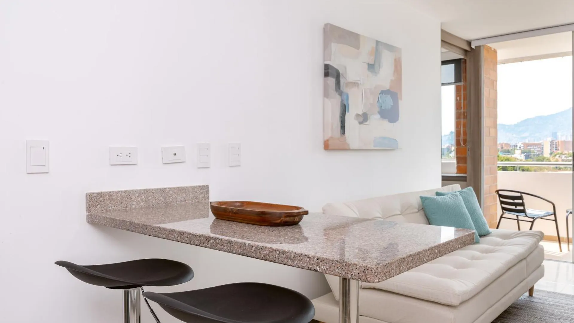 Comodos Apartamentos De 1 Habitacion Con Vista En Laureles 메딜린